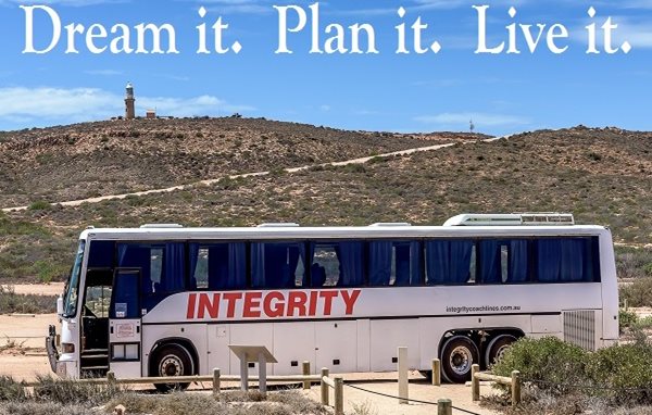Coach-at-Exmouth-Dream-it-Plan-it-Live-it-credit-Trevor-Curtis.jpg